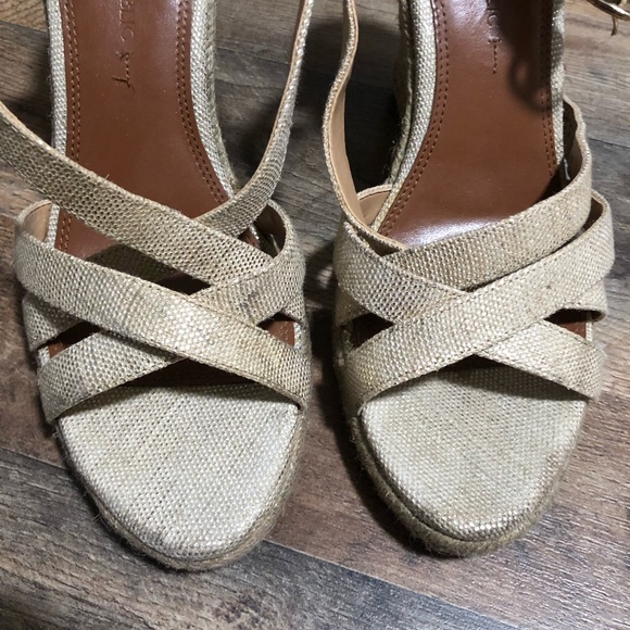 Banana Republic Wedges Size 8 - Picture 3 of 8